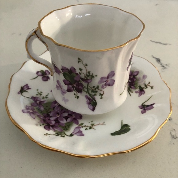 VTG Hammersley Victorian Violets Teacup and Saucer~Bone China - Picture 8 of 10